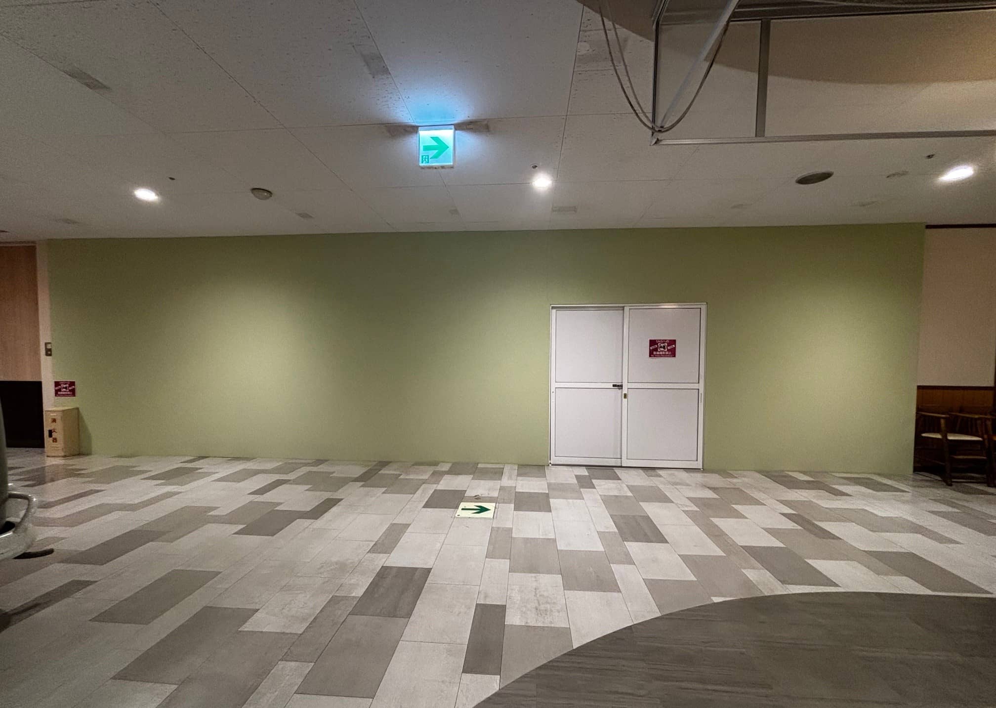 1F 飲食区画